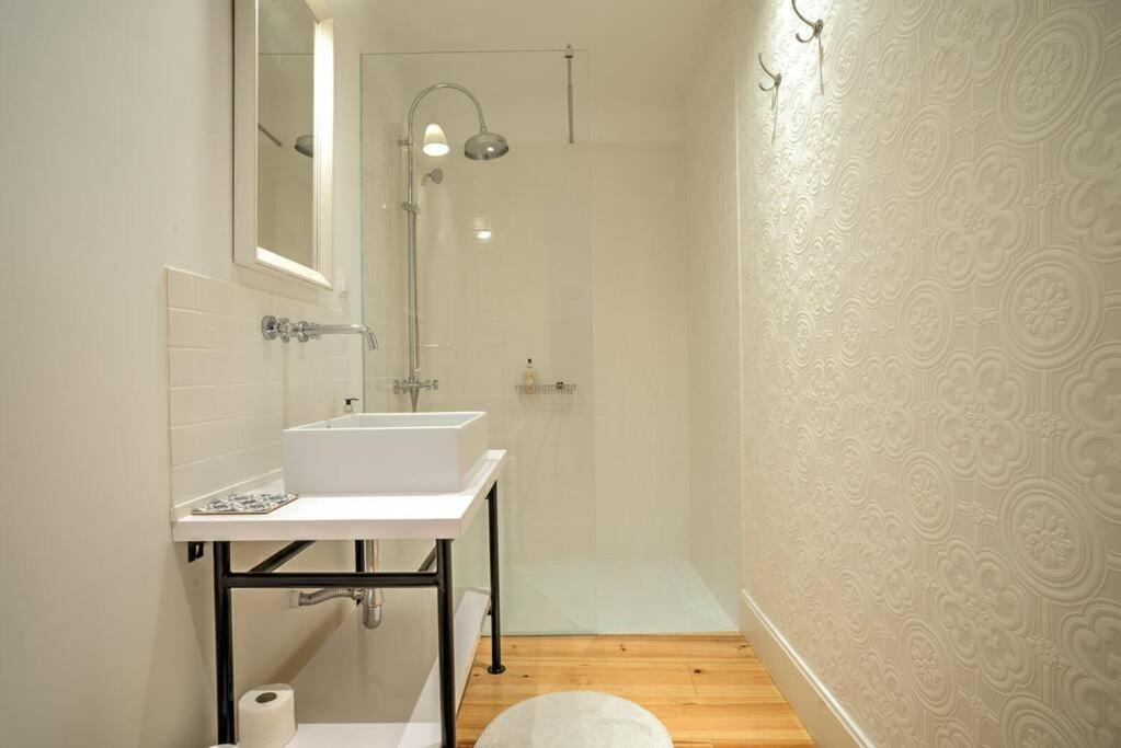 Tracey & Neill'S Place In Principe Real Lisboa Ngoại thất bức ảnh